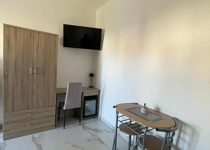 Ilary ベッド・アンド・ブレックファスト 3*