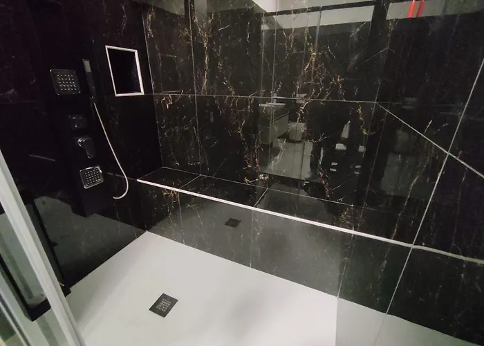 Ilary 3* 特罗佩阿